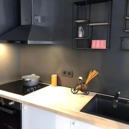 Apartman Charming Private - Nearby Station
